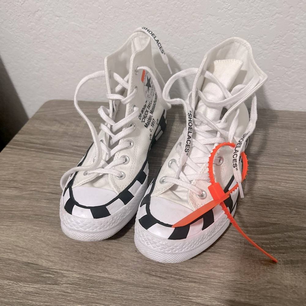 Converse All Star & Off White Sneakers